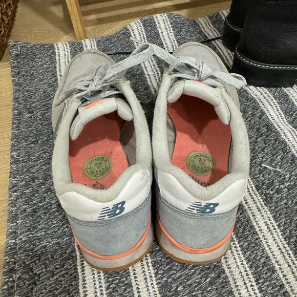 New Balance Women Shoes US Size 8 - Picture 3 of 6